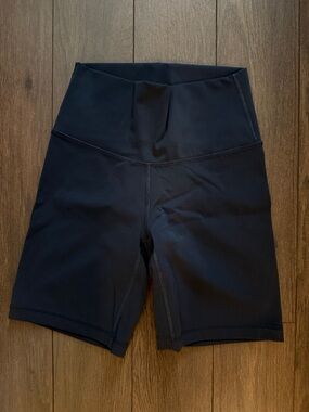 TNA Action navy bike shorts 7” XS